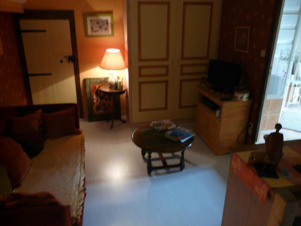 Bed and Breakfast Les Hirondelles Onzain Zewnętrze zdjęcie